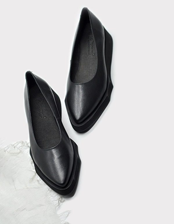 Håndlagde Retro Leather Flat Pointed Pumps